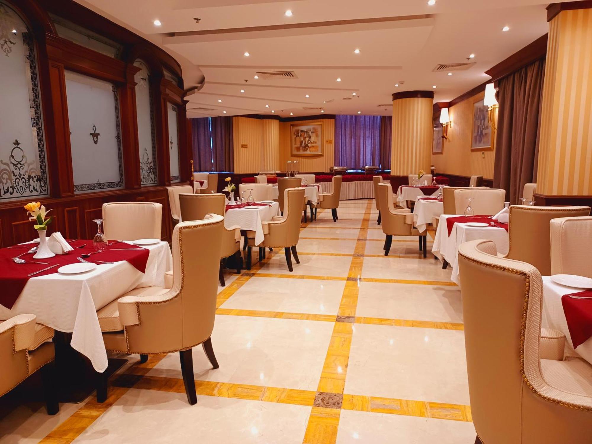 Royal Qatar 4*